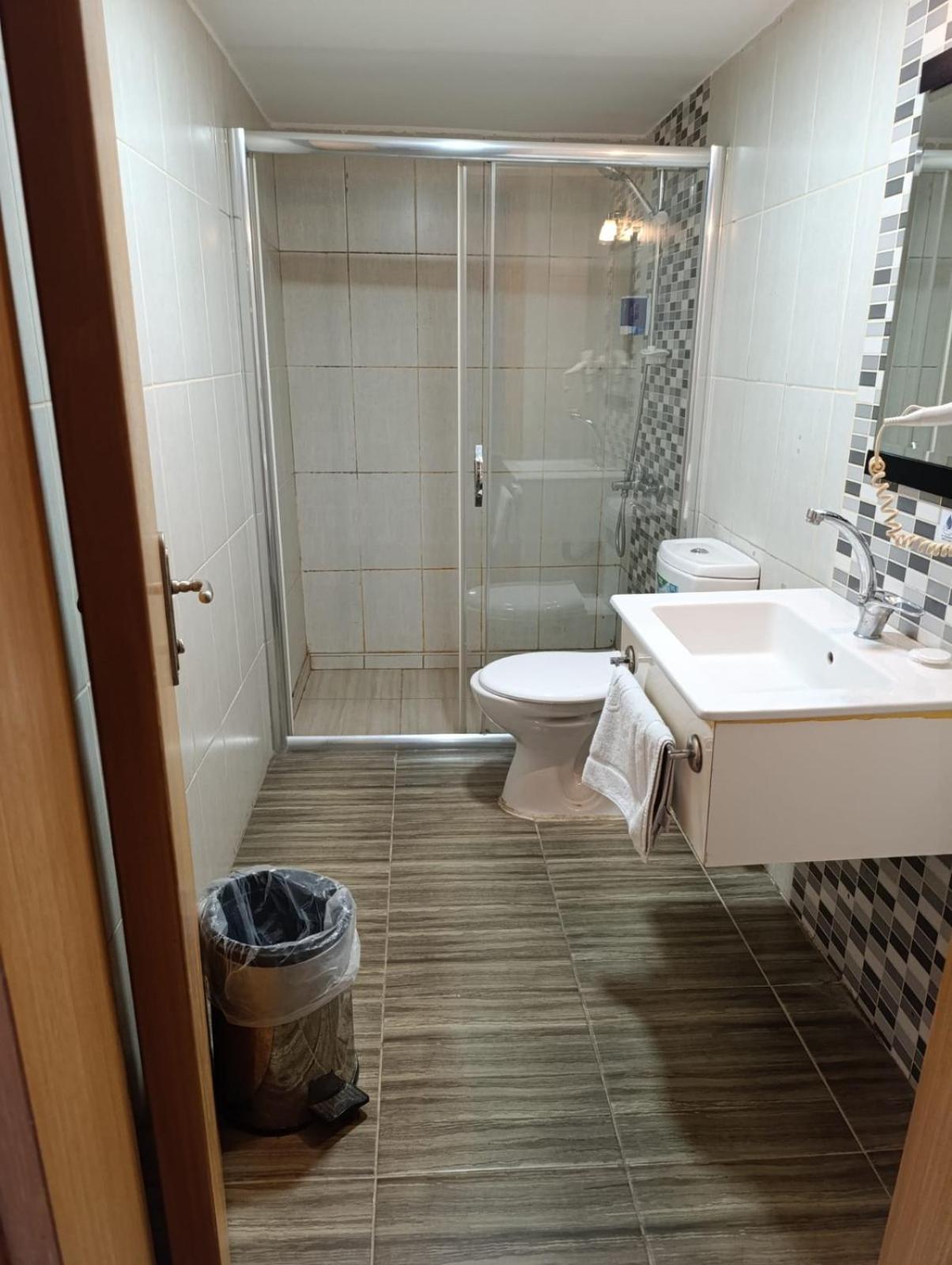 Sirin Hotel 이스탄불 외부 사진